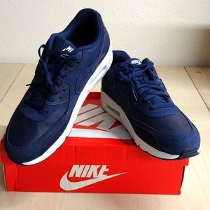 NIKE Men's AIR MAX 90 ULTRA 2.0 Sneakers!